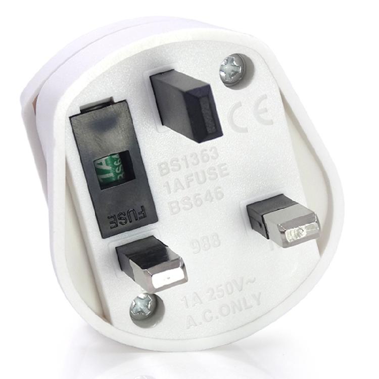 2-pinový na 3-pinový adaptér zásuvky pro elektrický holicí strojek - EU na UK konvertor - bílý