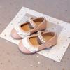 Little Girls Flats with Lace Beading 2025 Spring Autumn Brand New Soft Sweet Princess Kids Leather Shoes for Wedding Party Cute