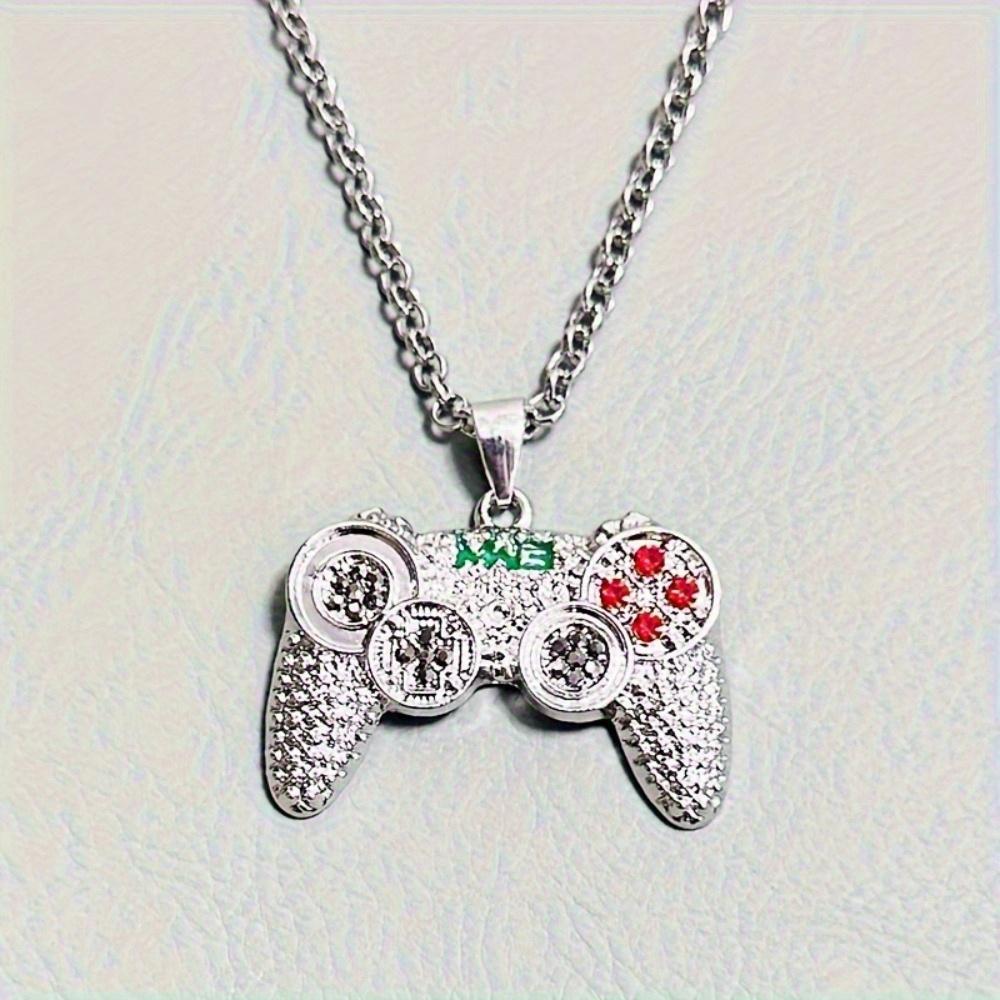 3-Piece Game Controller Necklace Set - Hip-hop Style Gaming Jewelry for Boys, a Creative Holiday Gift.
