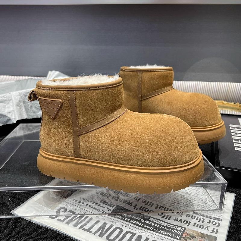 Thickened Northeast outdoor big head snow boots cotton shoes velvet thick-soled non-slip warm short boots