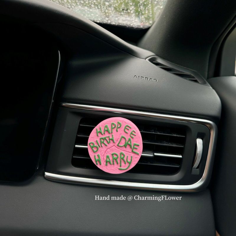 Cross-Border Direct Supply of Harry Potter Hagrid Cake Car Air Freshener Diffuser Stone for Air Vent Decoration and Car Interior Accessories Hagrid Cake