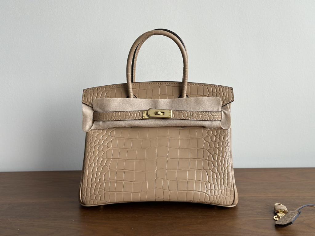 30 Silver Gold Yellow Fish Thread Pure Handmade Genuine Leather Tassel Thread Large Capacity Timeless Handheld Womens Bag