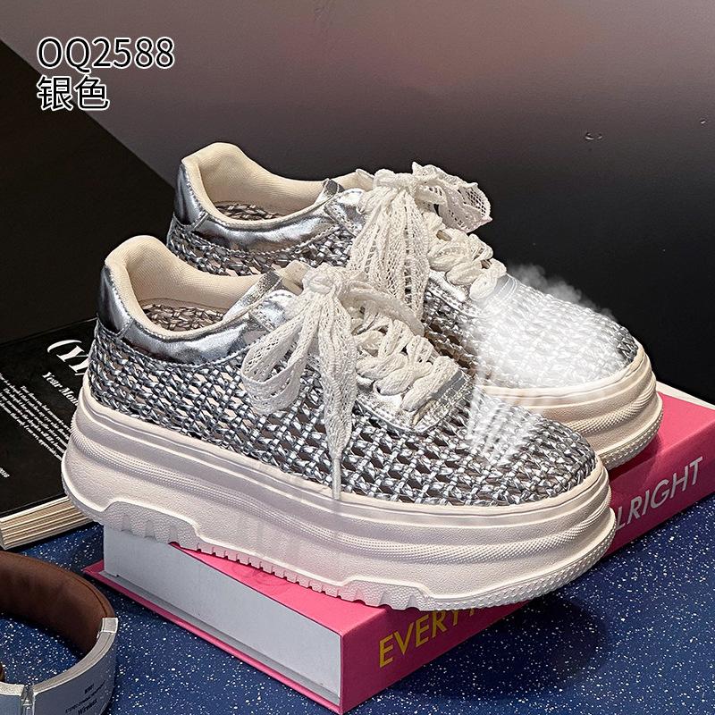 Thick soled women's 2025 summer new woven small mesh fashionable casual shoes