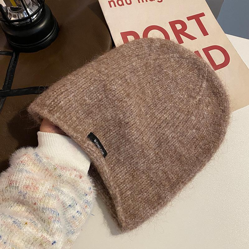 Autumn and winter hats women's cold hats big head circumference versatile knitted thin crimped outdoor stacking hats women's winter