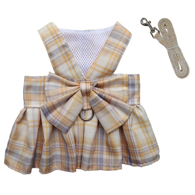 China Manufacturer Pet Plaid Skirt Chest Strap Leash Walking Dog Cat Vest Clothes Teddy Hair Bucket