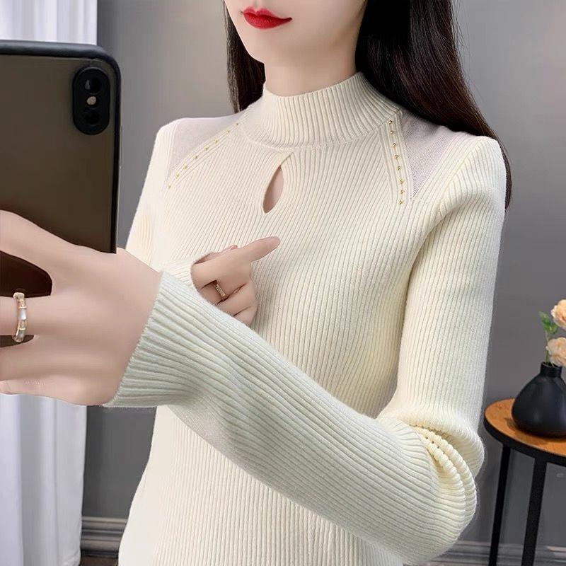 Large-sized Women's Semi-high-neck Warm Sweater for Autumn and Winter with Cut-out Stripe Knitted Pullover