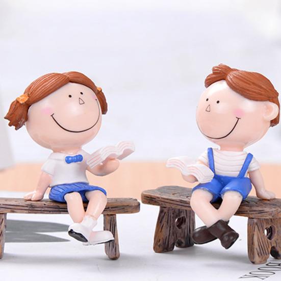 Cute Girl Boy Couple Sit Down Bench Figurine DIY Miniature Landscape Decoration