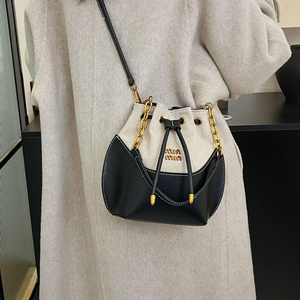 Niche Design Splicing Handbag Bag Women's New Fashion Trend Bucket Bag High-end Single Shoulder Messenger Bag