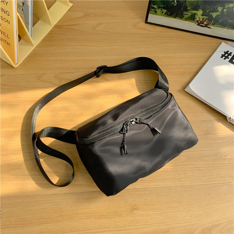 

Повседневная спортивная сумка женская маленькая квадратная сумка ткань Оксфорд сумка через плечо женская 2025 новая легкая маленькая сумка-саше сумка для мобильного телефона