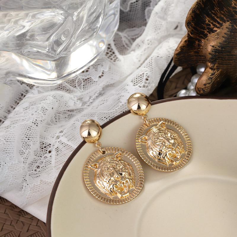 

Серьги-подвески из серебра 925 пробы в китайском стиле в виде головы льва - Преувеличенный ретро-дизайн для женщин