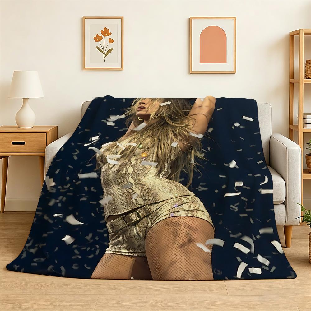 Hot Singer Tate McRae Throw 240g Flannel Blanket Lightweight Soft Skin-friendly Summer Thin Throw Blanket 75X95CM