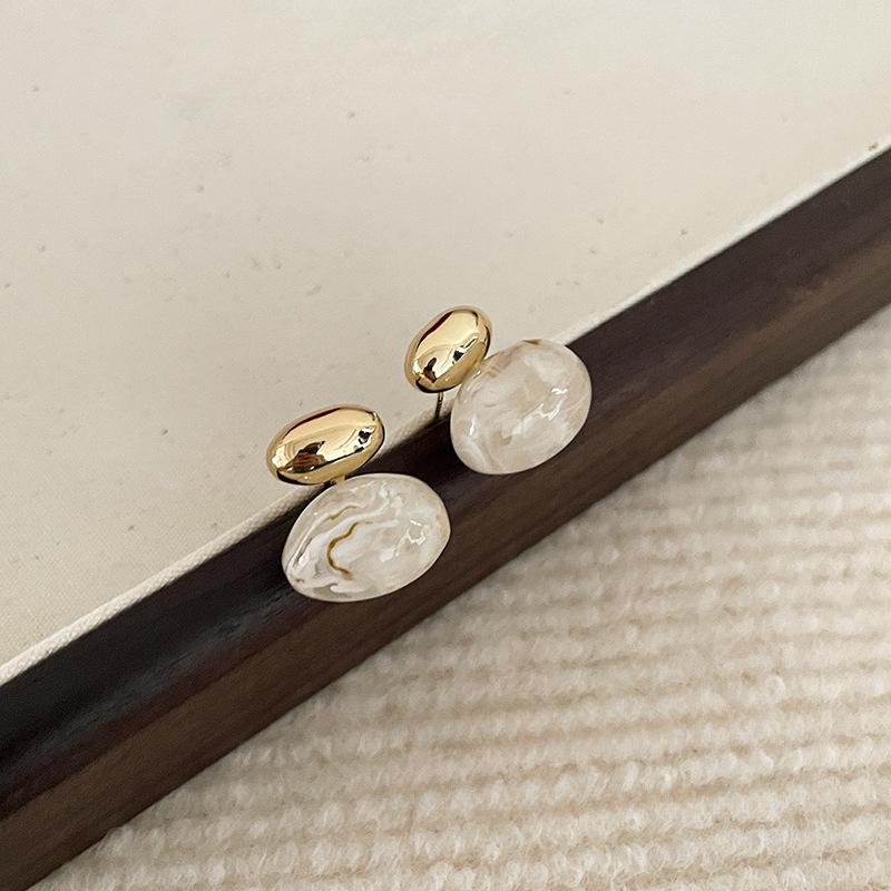 Vintage Oval Earrings for Women,Exquisite and Elegant Pierced Ear Studs for Ladies,Perfect Gift for Her