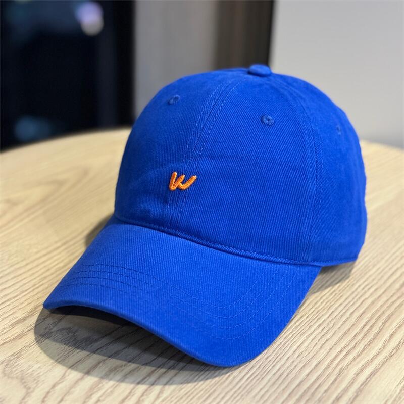 Simple letter W embroidery baseball cap unisex spring and summer breathable sunshade cap showing face small versatile wide brim