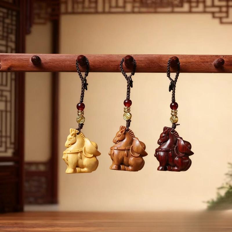 Creative Wooden Zodiac Horse Keychain Mascot Pony Bag Pendant Decoration Wooden Artifacts Jewelry Accessories New Year Gift