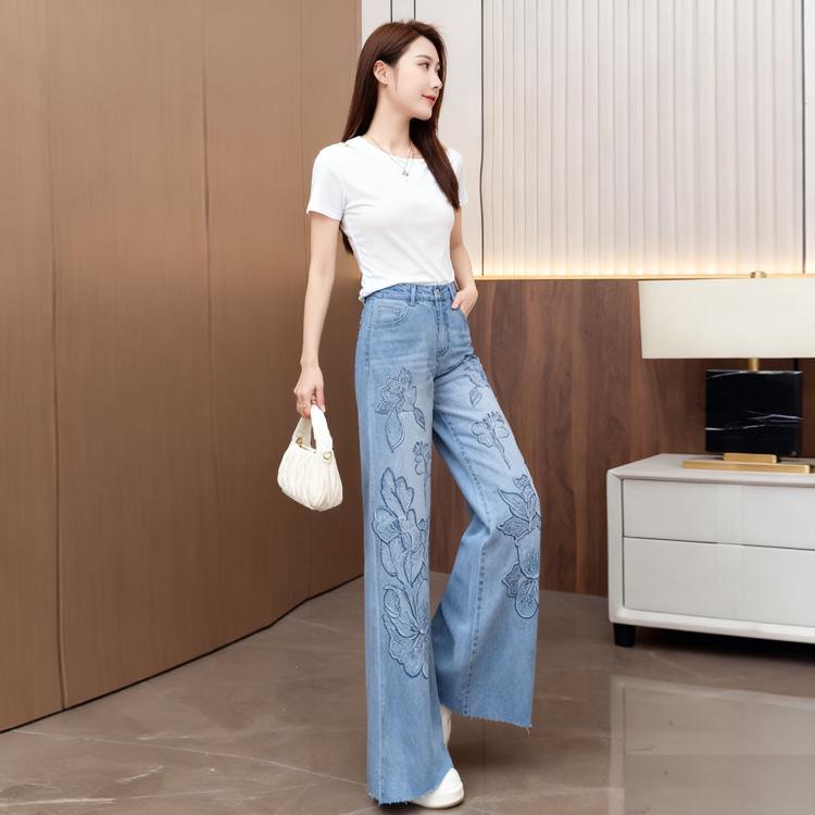 Women's High-Waisted Light Blue Denim Wide-Leg Pants with Rhinestone Embroidery - 2026 Spring/Autumn Chinese Style Slimming Casuals