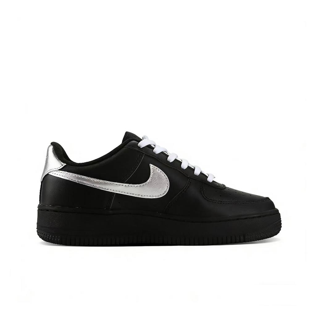 Nike Zapatillas de Skate Air Force 1 de caña baja Unisex Negras CW2288-001()