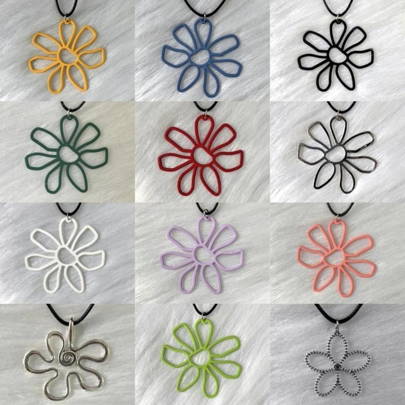 Flower Necklace Fashionable Statement Piece Girls Jewelry Chokers Chain for Women Daily Wear Party Gift Accessory