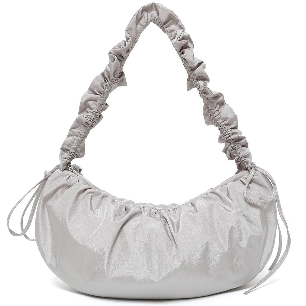 2026 Nuova Borsa a Cuscino Stile Coreano per Ragazze Design di Nicchia Borsa a Spalla Sottobraccio Borsa a Mano Quotidiana Borsa a Tracolla in Nylon Per Ragazza Giovane