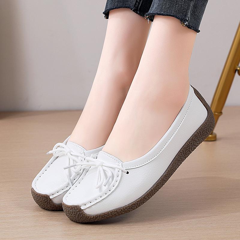 Women's Loafers Leather Driving Moccasins Comfort Flats Casual Slip On Walking Minimalist Shoes for Mother