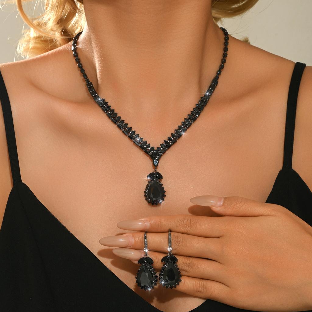 Two Piece Retro Light Luxury Zircon Water Drop Ear Hook Necklace European and American Jewelry Set for Women