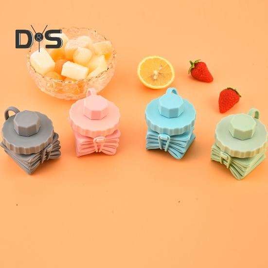 Silicone Foldable Water Bottle 610ml Leakproof Collapsible Water Bottle for Travel Camping Hiking Sports Outdoor BPA Free Portable Reusable Water Cup