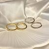 Cold Wind Vein Circle Earrings Senior Sense Niche Design Simple Versatile Light Luxury Elegant Minimalist Hoop Ear Jewelry