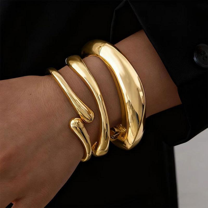 Design-inspired Metal Smooth-textured Open Bracelet, Minimalist Geometric, Individualistic Wide Wristband