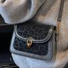 Today's Popular Bags Are Simple and Retro Niche Textured Bags for Women's New Leopard Print Commuter Messenger Small Square Bags.