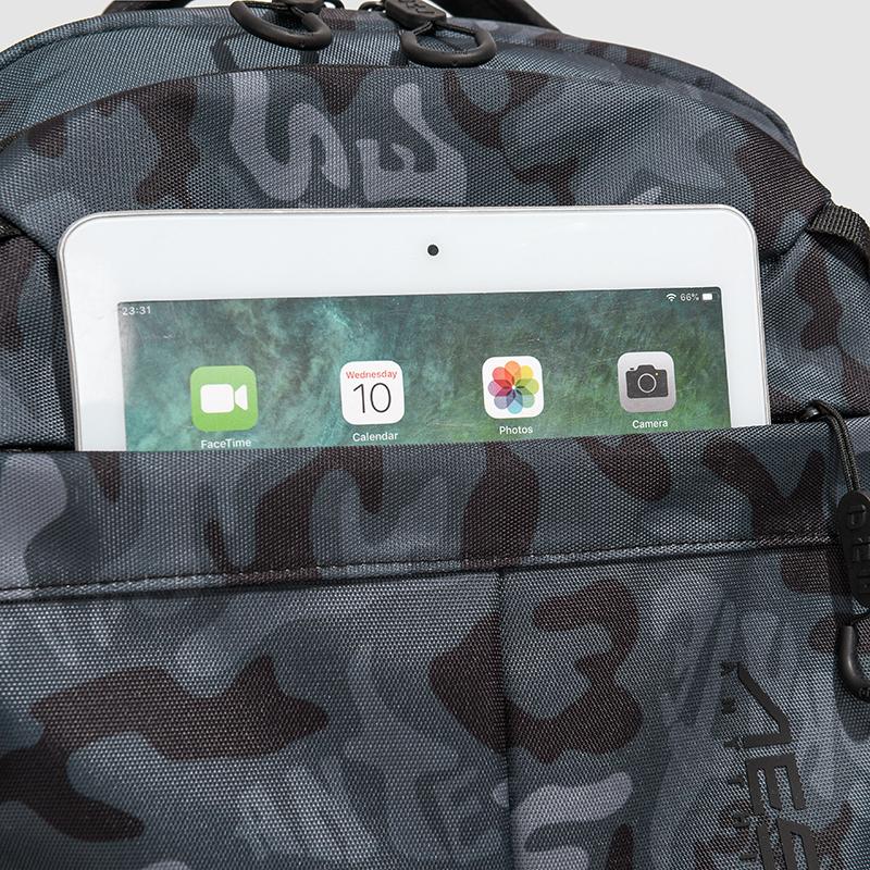 Men's Large Capacity Backpack Junior High School Student Schoolbag Camouflage Print Computer Backpack