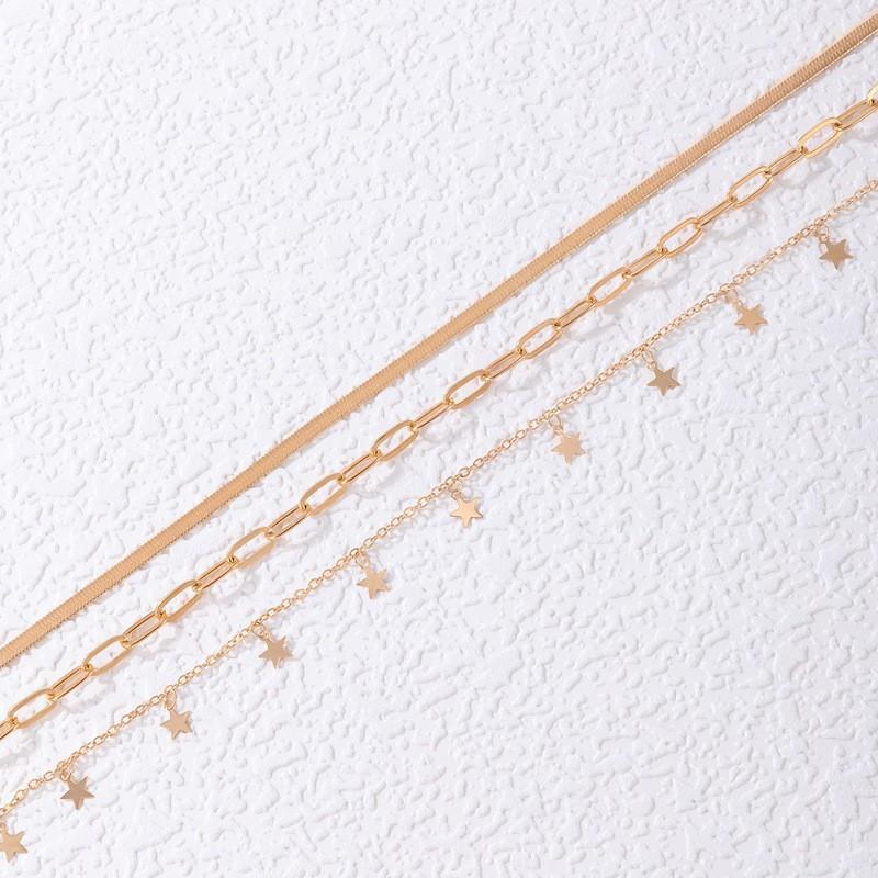 Stylish and Simple Geometric Chain Neck Chain Female, Multi-layer Snake Bone Chain Star Pendant Necklace