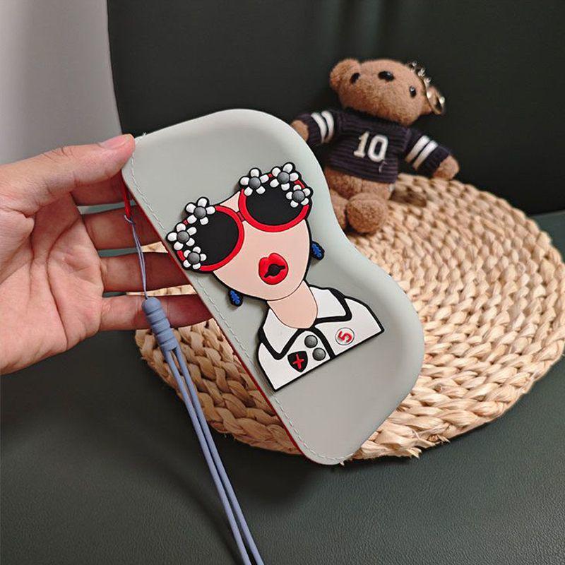 High-Capacity Silicone Sunglasses Case - Portable & Hangable