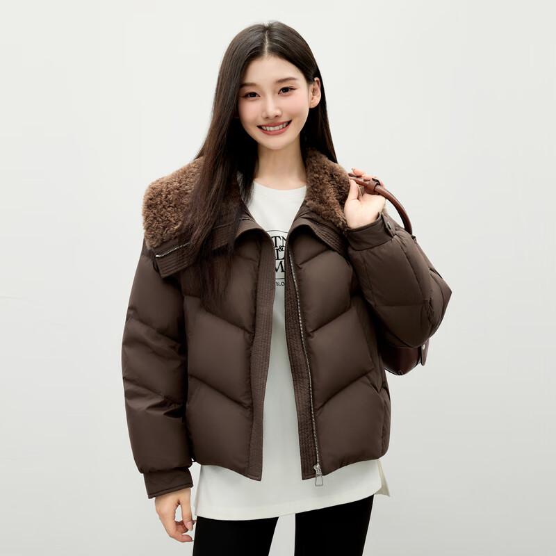 

Женский классический пуховик Qiushui Yiren с большим меховым воротником XL