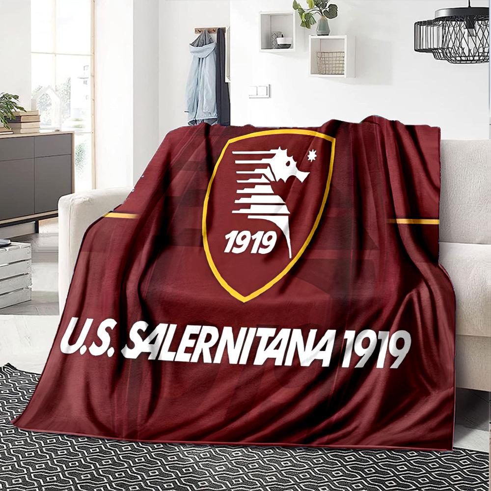 Salernitana 1919 Crest Design Flannel Blanket, Soft Polyester, Modern Design, All-Season for Camping, Travel, Gifts for Holidays or Birthdays
