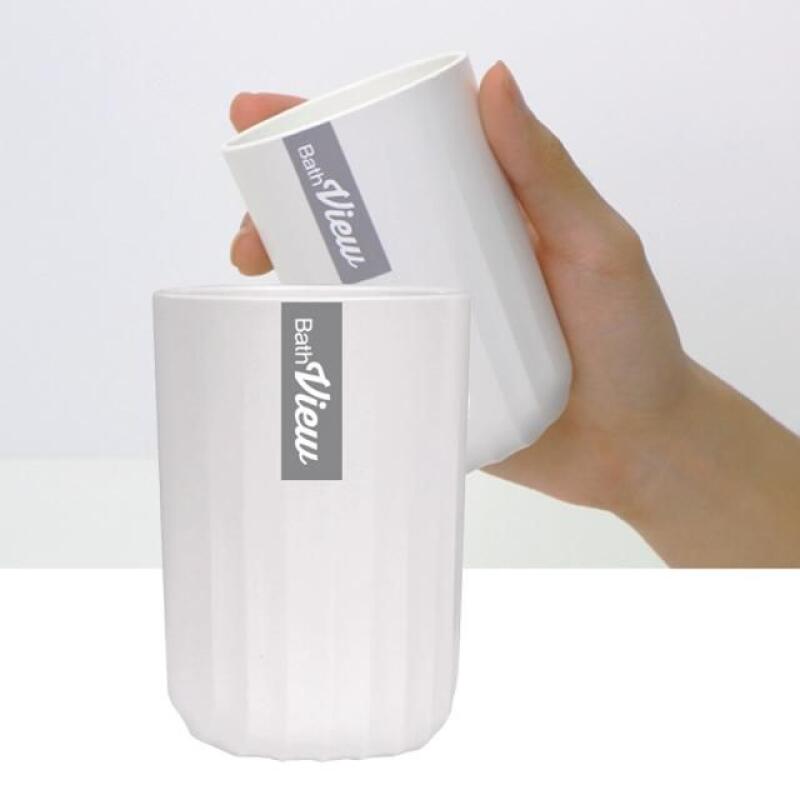 1 simple round toothbrush cup