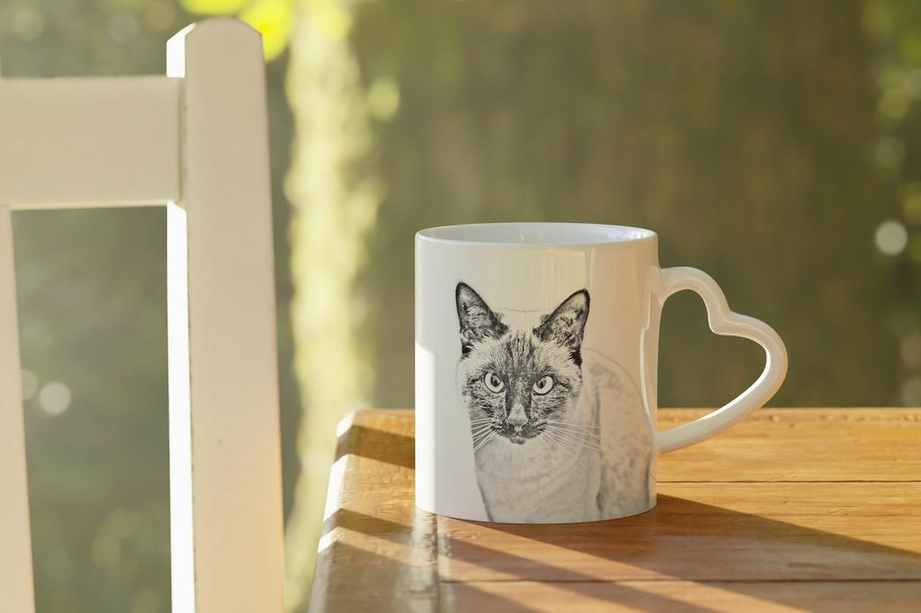 Siamese - cat mug, adorable heart-shaped handle mug, universal gift from Art-Dog brand