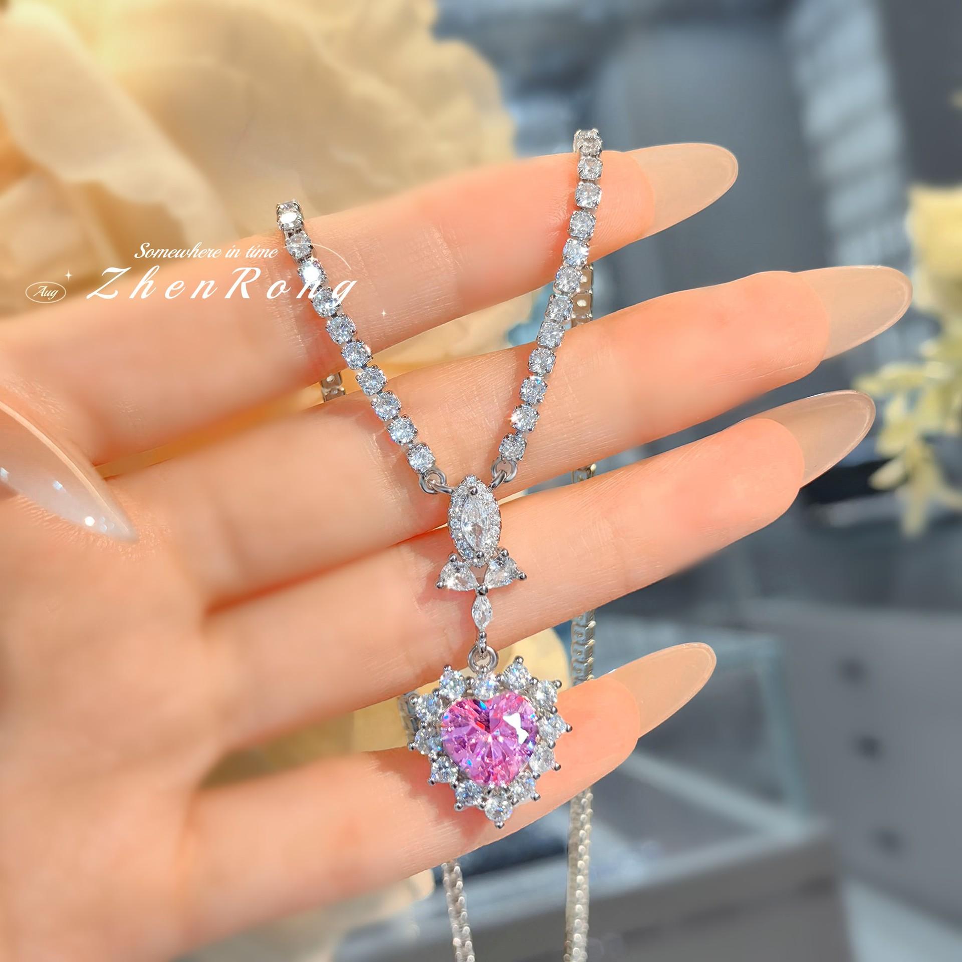 Fashion Temperament Love Pink Diamond Necklace Full Of Diamonds Inlaid With High Carbon Diamonds Heart-Shaped Pendant Bright High Carbony