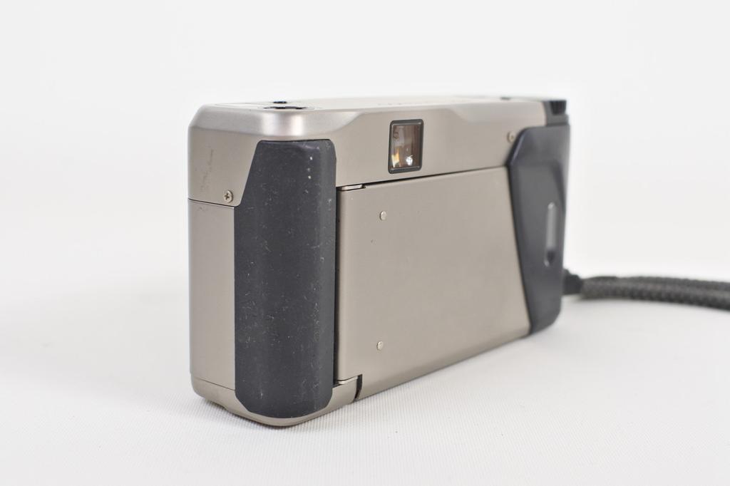 CONTAX Tvs II 35mm Point & Shoot Film Camera Kyocera from Japan