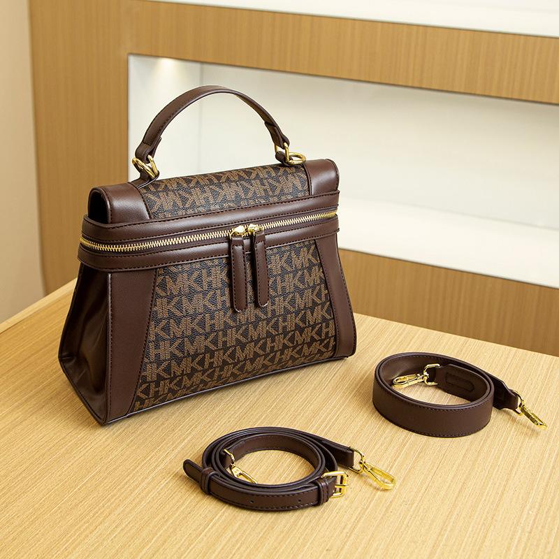 Retro Letter Printed Women's Bag New Style Versatile One Shoulder Crossbody Small Square Bag Commuter Bag Handbag Trendy