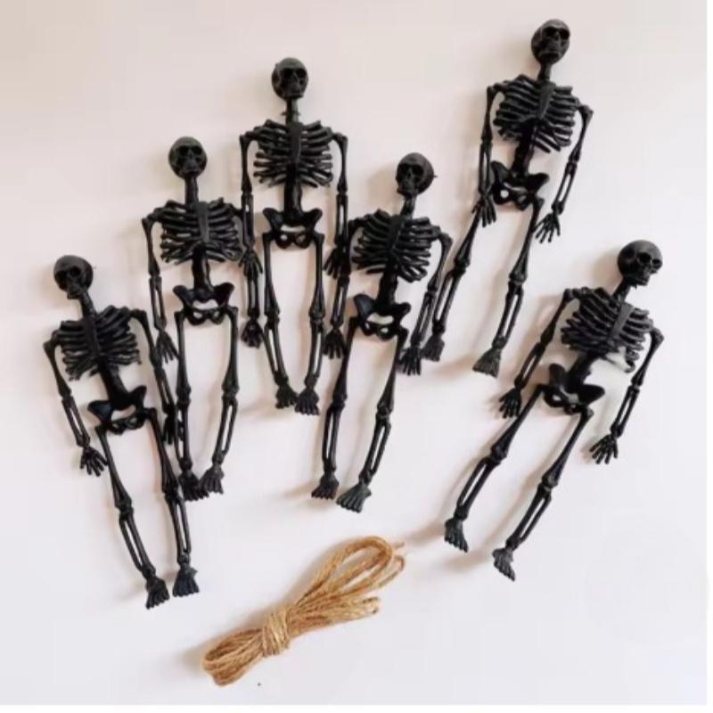 

5pcs Halloween Theme Terrifying Polychrome Skull Hanging Pendant Haunted House Home Bedroom Desktop Decoration Party Supplies