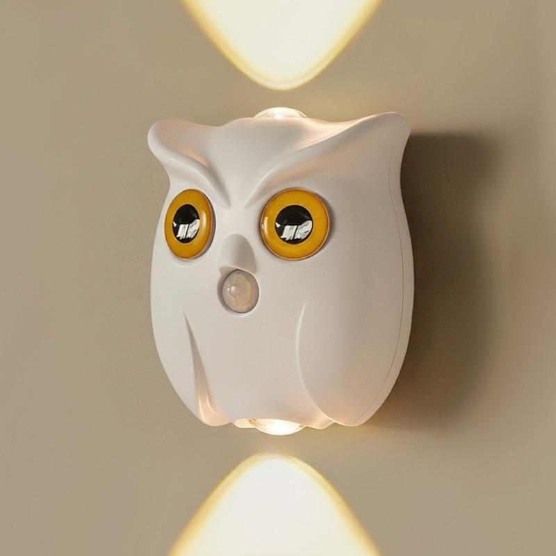 1Pc Intelligent Induction Owl Night Light Wiring-free Magnetic Suction Corridor Aisle Rechargeable Wall Lamp