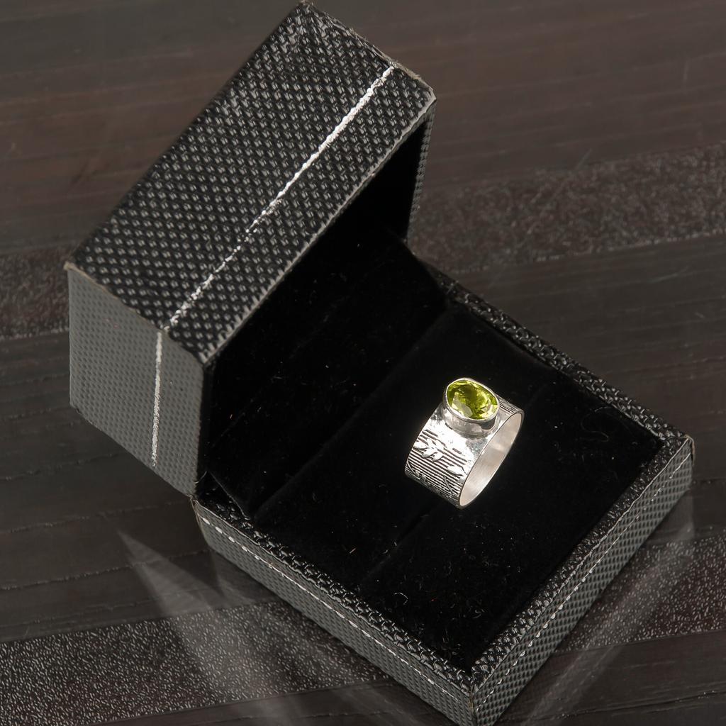 Grüner Peridot Edelstein 925 Sterlingsilber Schmuck Handgefertigter Ring Geschenk für Frauen RR-3-9