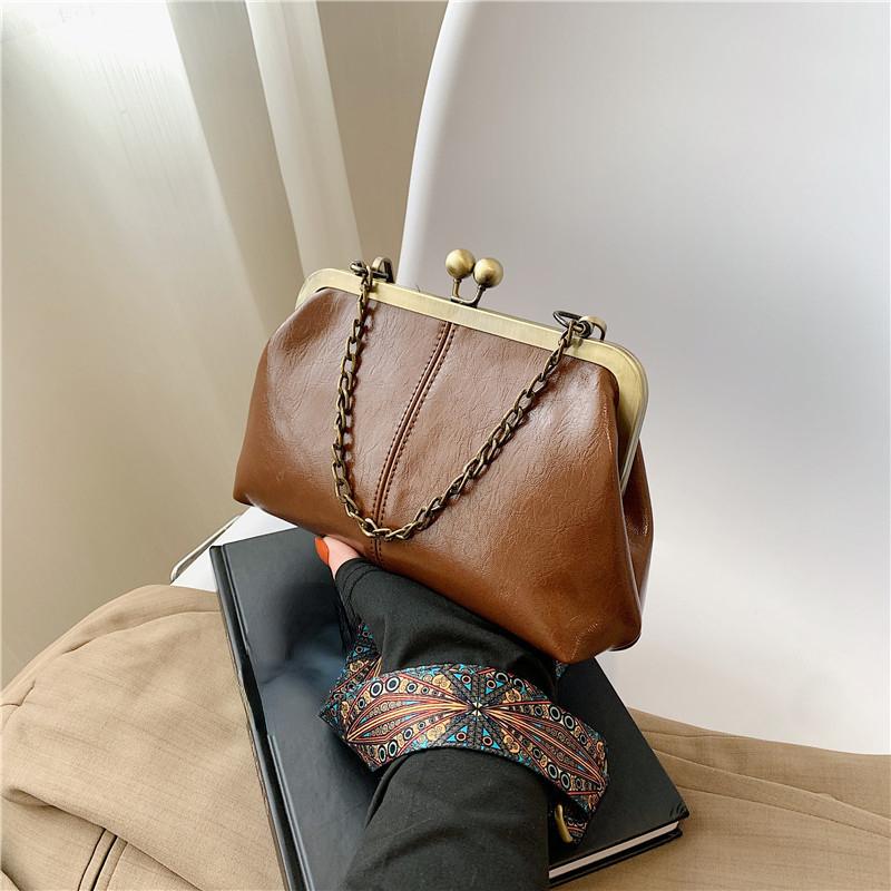 Borsa a Conchiglia alla Moda da Donna Nuova Borsa a Mano a Catena Versatile Coreana Borsa a Spalla a Tracolla Popolare con Texture per Donne