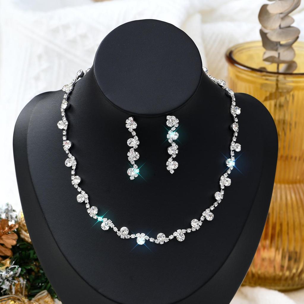 Sparkling Diamond Bridal Necklace & Earrings Set for Wedding and Evening Dress