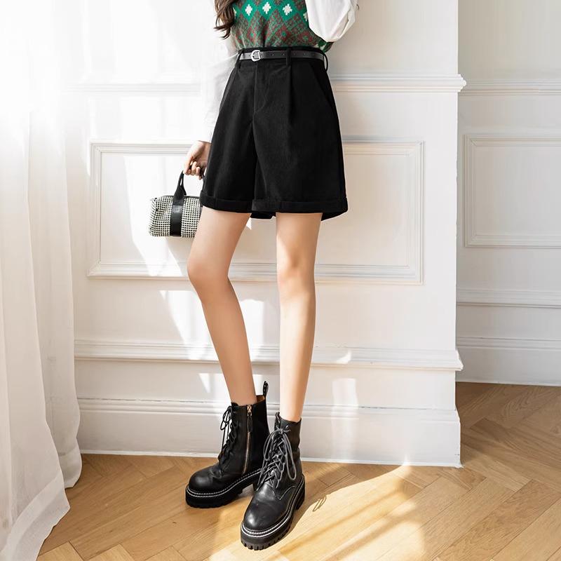 Plus Size High Waist Corduroy Shorts - Women's Autumn/Winter Wide Leg, Loose Casual Five-Point Shorts