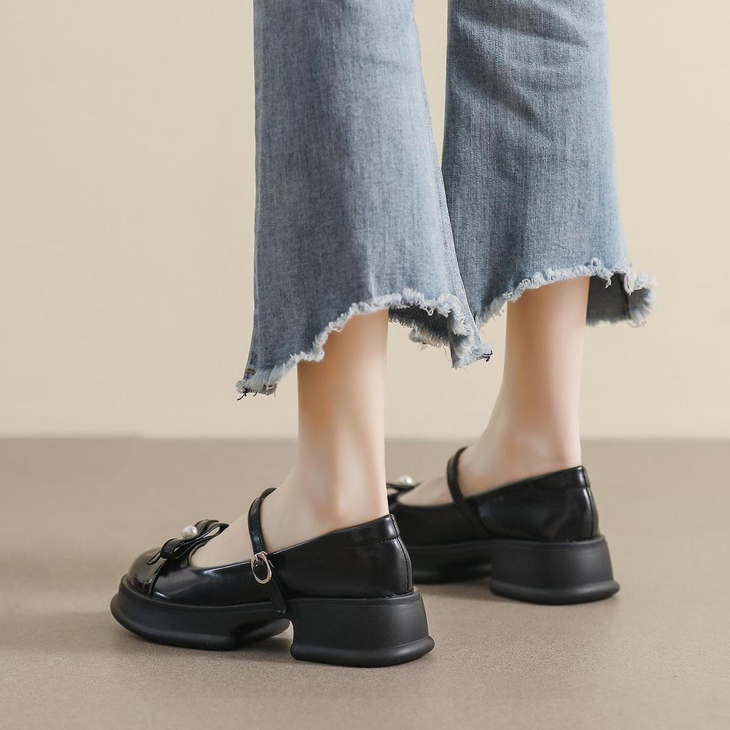 Weiwei Jente Mary Jane Sko med Tykk Såle og Sløyfe - Damesko med Kraftig Hæl i Skinn med Rem