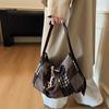 Large Capacity Messenger Bag Casual and Lightweight Plaid Design with Adjustable Shoulder Straps Fashionable Shoulder Bag KTB