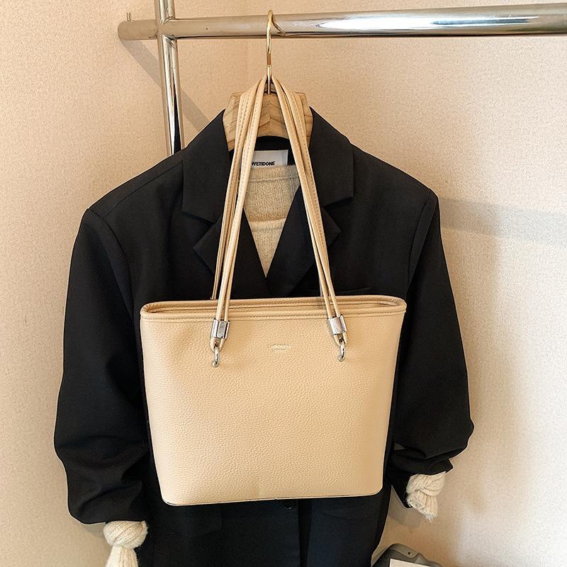 

Премиальная сумка женская новая модная универсальная повседневная на плечо большая вместимость сумка-тоут для поездок на работу