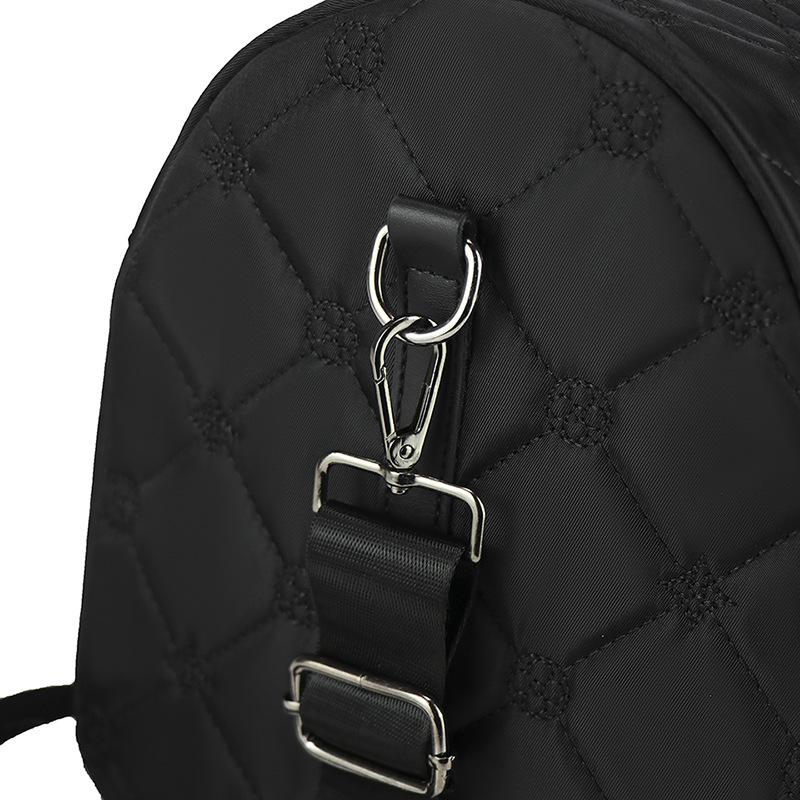 Women's Fashionable Simple and Fashionable Diamond-shaped Hand-held Large Capacity Travel Bag Popular Luggage Bag Can Be Used To Pull Rod