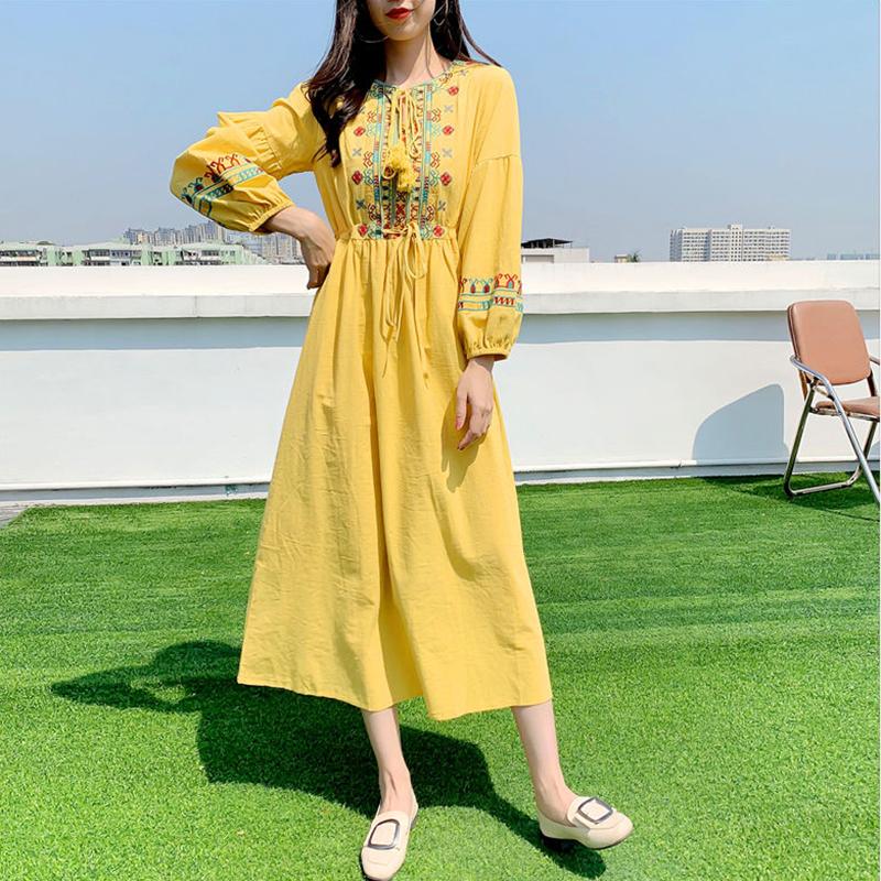 Ethnic Wind Long Dress Embroidered Cotton and Linen White Long Dress Beach Vacation Dresses for Women