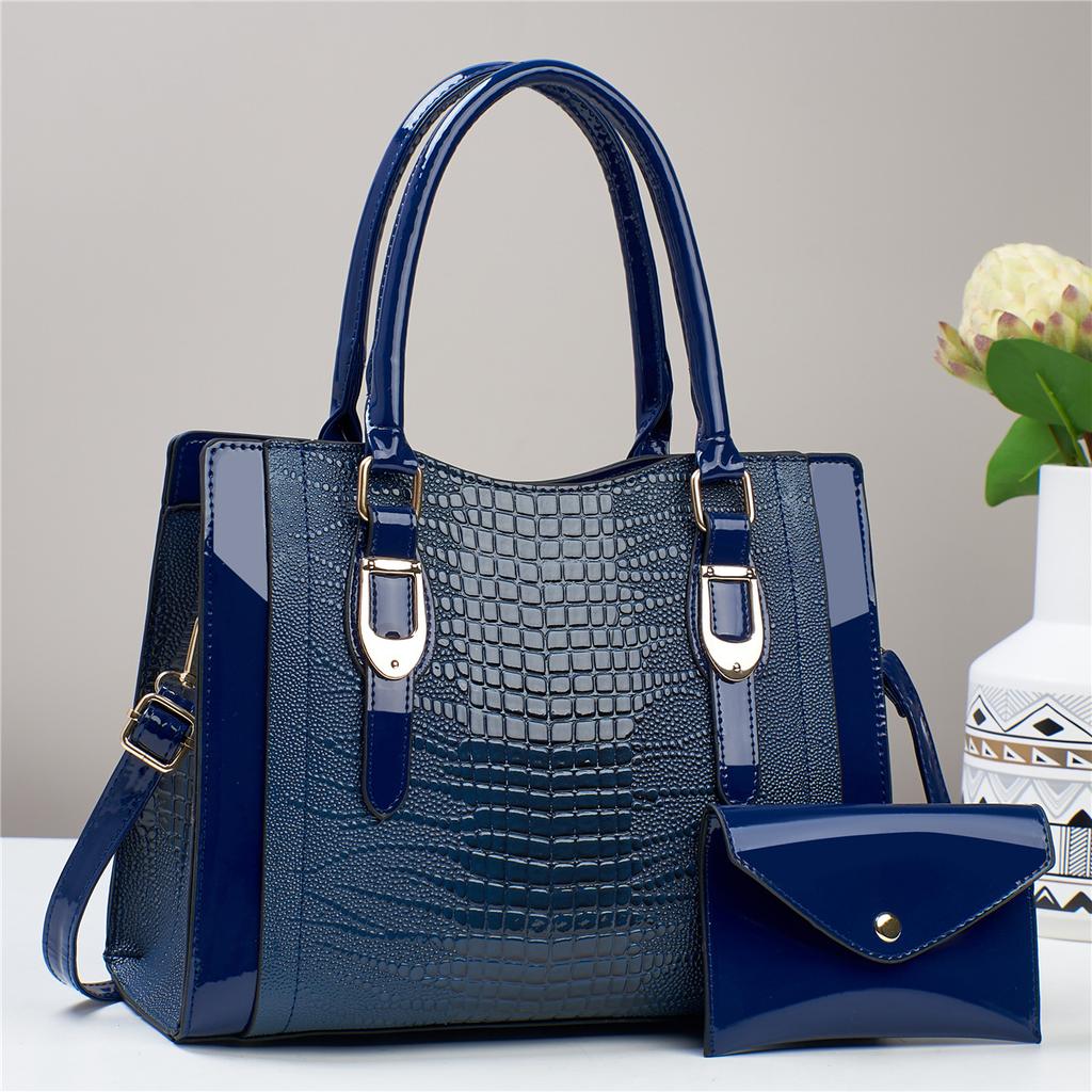 Fashion Crocodile Pattern Bag 2026 New Fashion Women's Bag Commuter Handbag Large Capacity Large Bag Messenger Bag